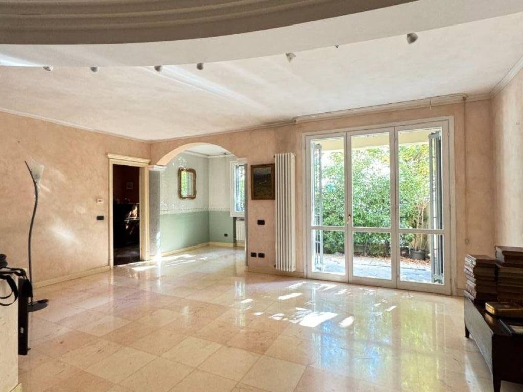 appartamento in vendita a Modena in zona Buon Pastore
