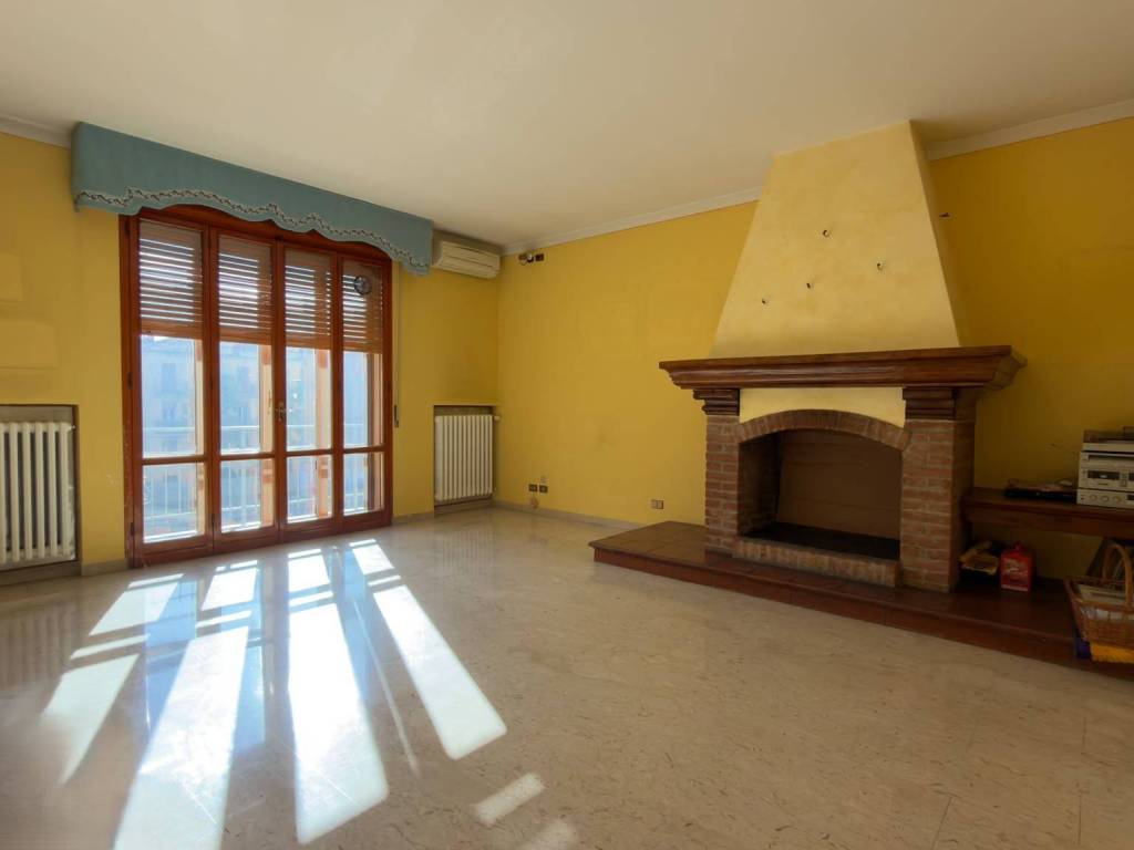 appartamento in vendita a Modena in zona Cittanova