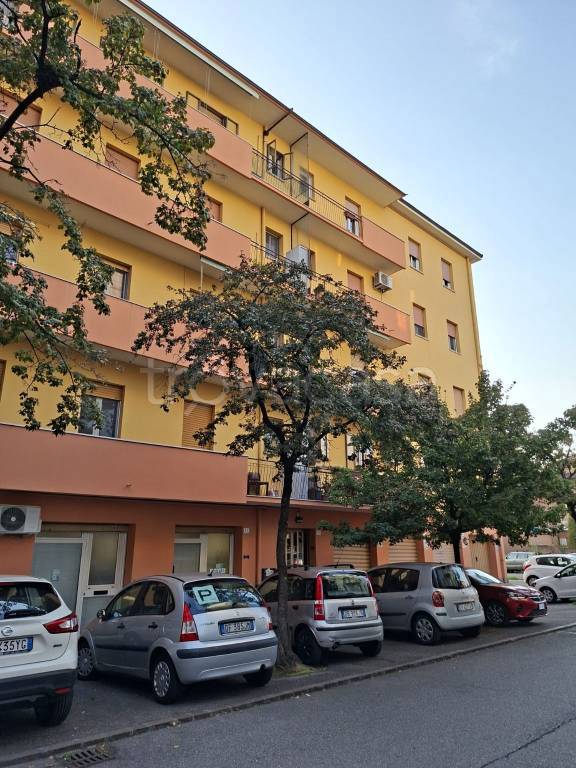 appartamento in vendita a Modena in zona San Faustino