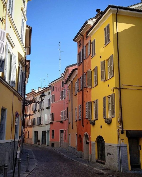 appartamento in vendita a Modena in zona Centro Storico