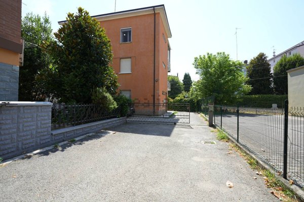 appartamento in vendita a Modena in zona Buon Pastore