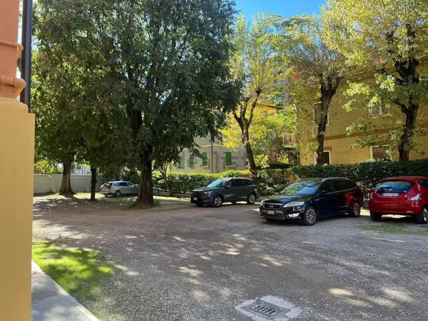 appartamento in vendita a Modena in zona San Faustino