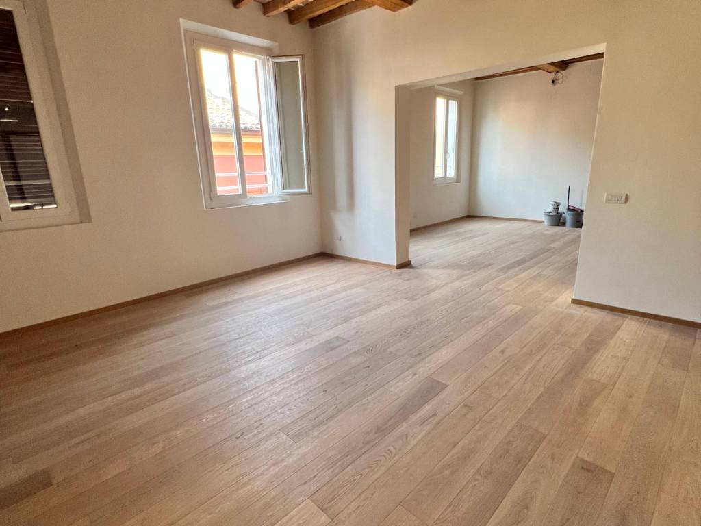 appartamento in vendita a Modena in zona Centro Storico