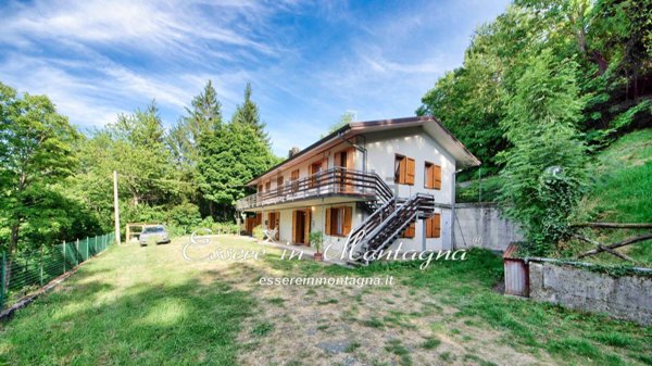 appartamento in vendita a Montecreto in zona Acquaria