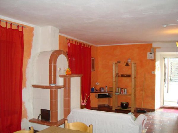 appartamento in vendita a Montecreto in zona Acquaria