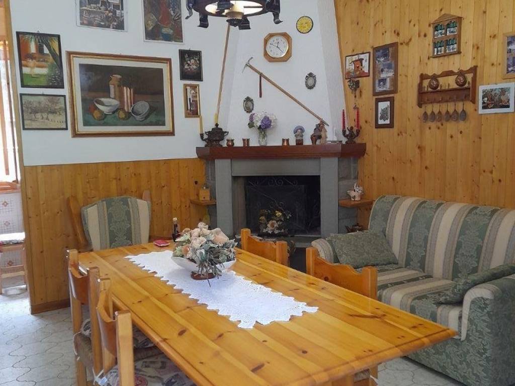 appartamento in vendita a Montecreto