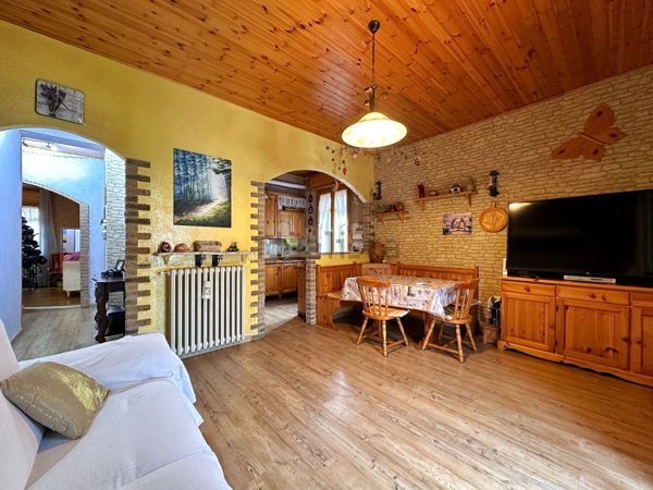 appartamento in vendita a Montecreto