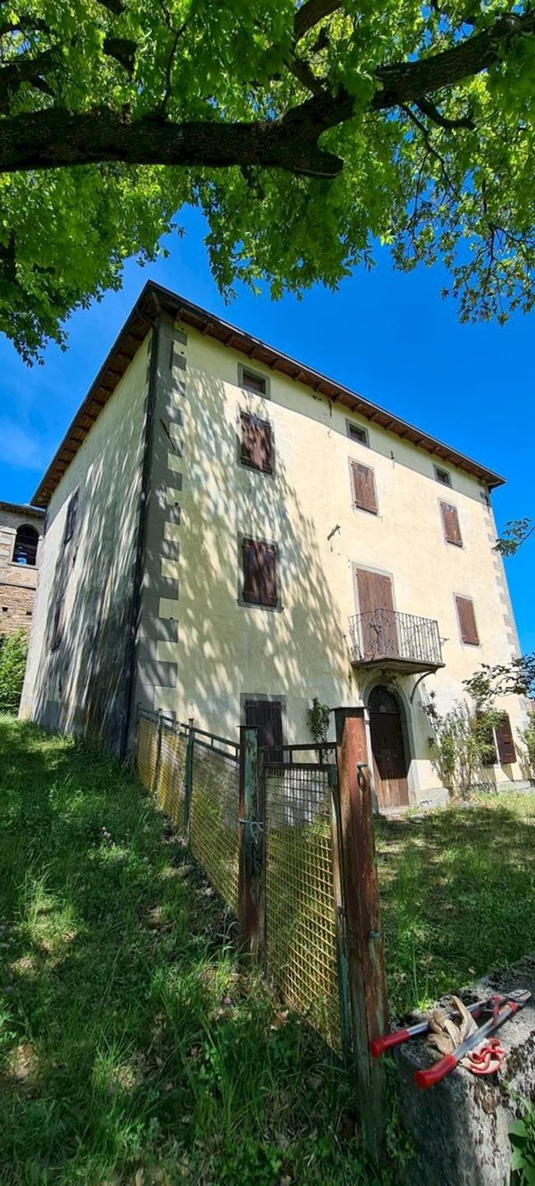 casa indipendente in vendita a Montecreto