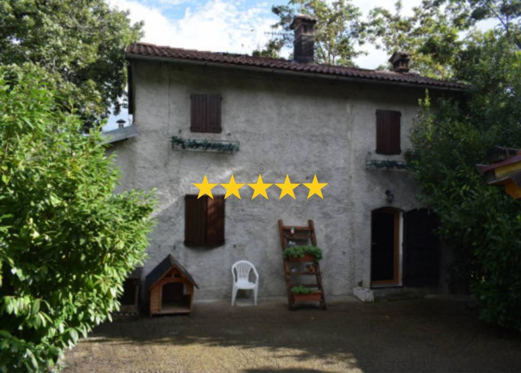 casa indipendente in vendita a Montecreto