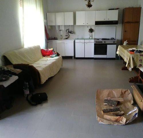 casa indipendente in vendita a Montecreto