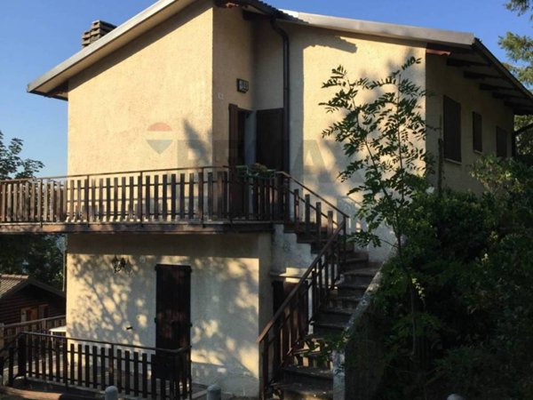 appartamento in vendita a Montecreto