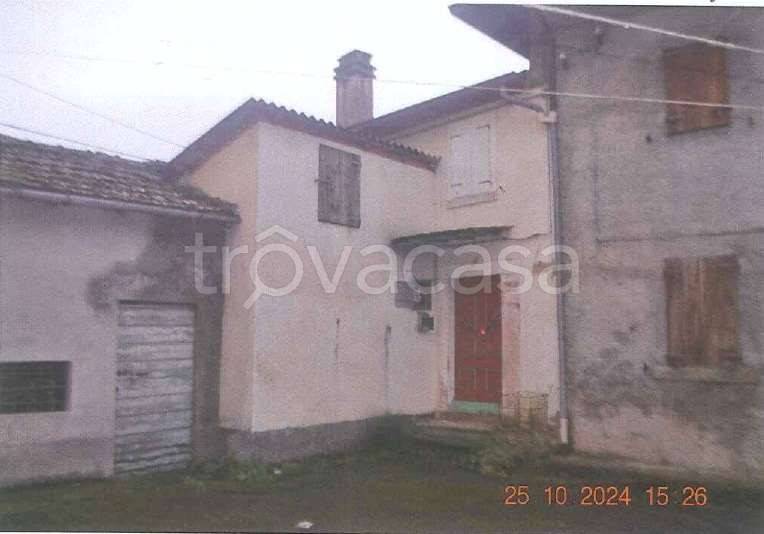 casa indipendente in vendita a Montecreto