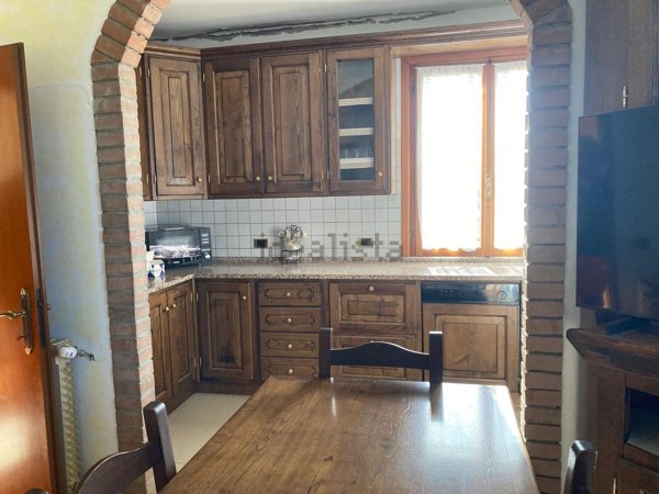 appartamento in vendita a Montecreto in zona Acquaria