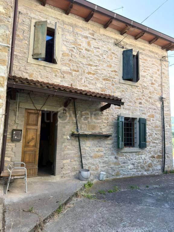 ufficio in vendita a Montecreto in zona Acquaria