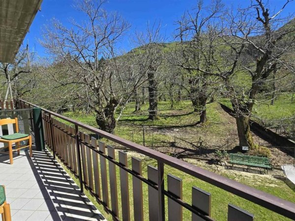 appartamento in vendita a Montecreto
