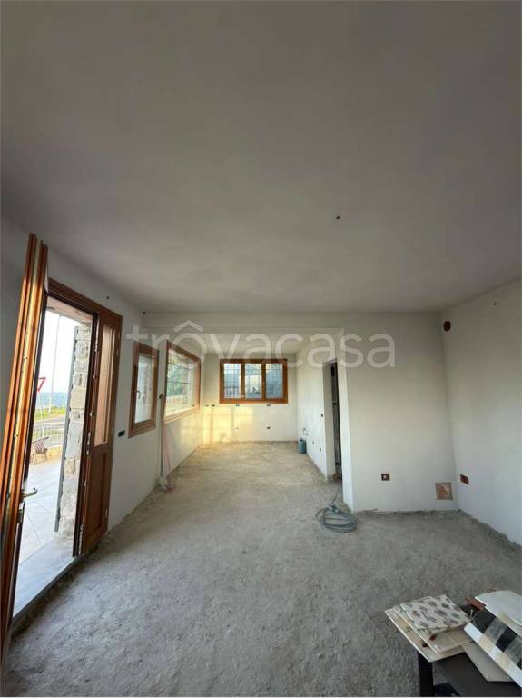 appartamento in vendita a Montecreto in zona Acquaria