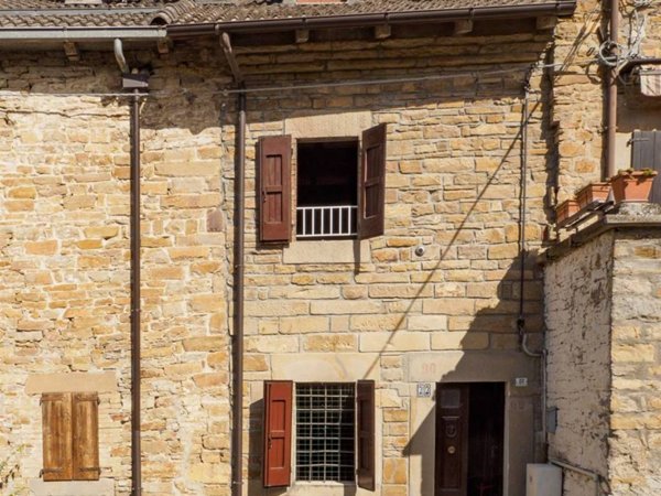 casa indipendente in vendita a Montefiorino