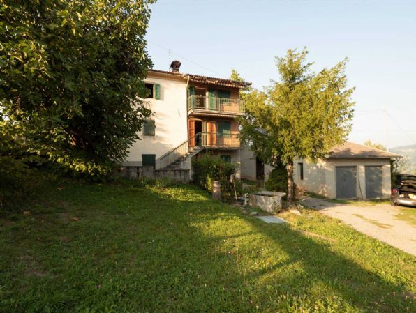 appartamento in vendita a Montefiorino