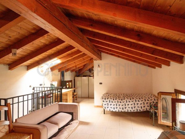 casa indipendente in vendita a Montefiorino