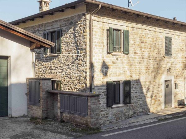 appartamento in vendita a Montefiorino