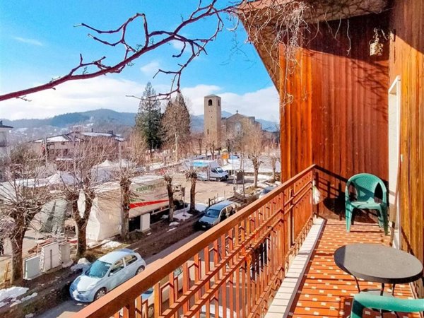 casa indipendente in vendita a Montefiorino