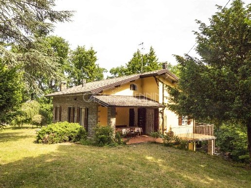 casa indipendente in vendita a Montefiorino