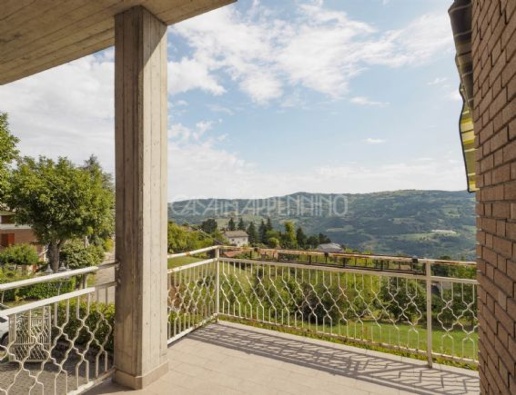 casa indipendente in vendita a Montefiorino