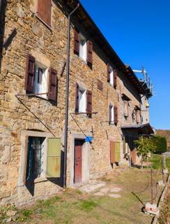 casa indipendente in vendita a Montefiorino