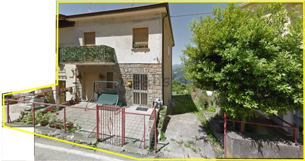 casa indipendente in vendita a Montefiorino