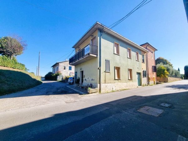 casa indipendente in vendita a Montefiorino in zona Farneta