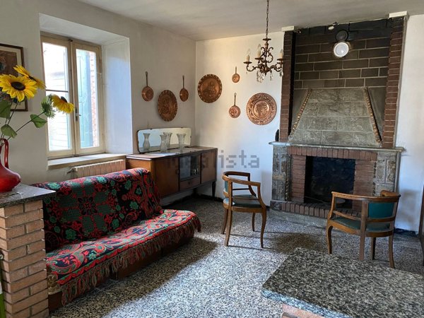 casa indipendente in vendita a Montefiorino