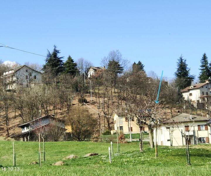 terreno edificabile in vendita a Montefiorino in zona Farneta
