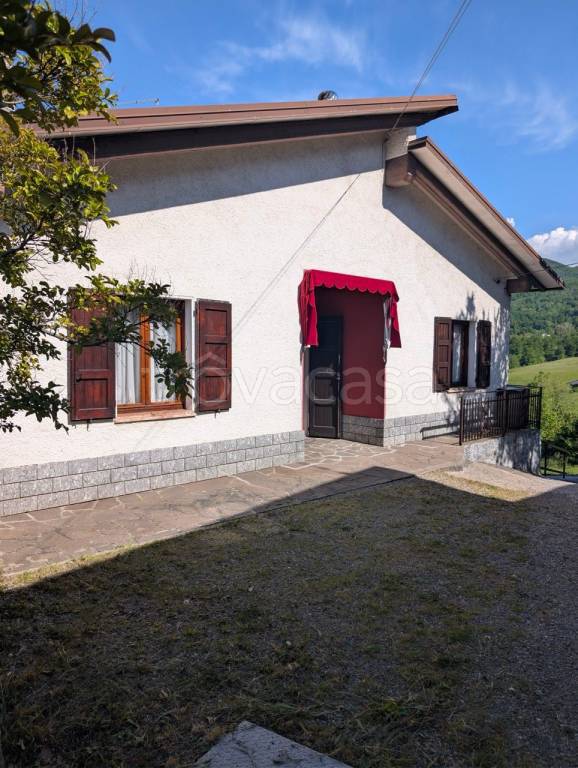 appartamento in vendita a Montefiorino in zona Farneta