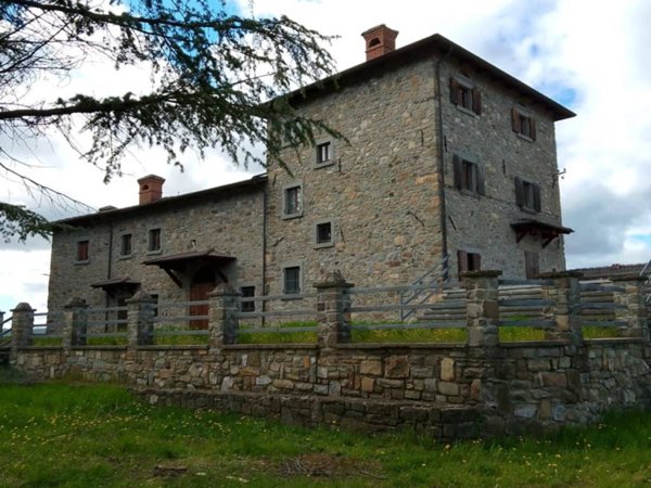 casa indipendente in vendita a Montefiorino in zona Gusciola