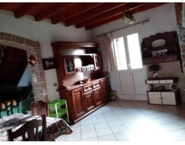 casa indipendente in vendita a Montefiorino in zona Farneta