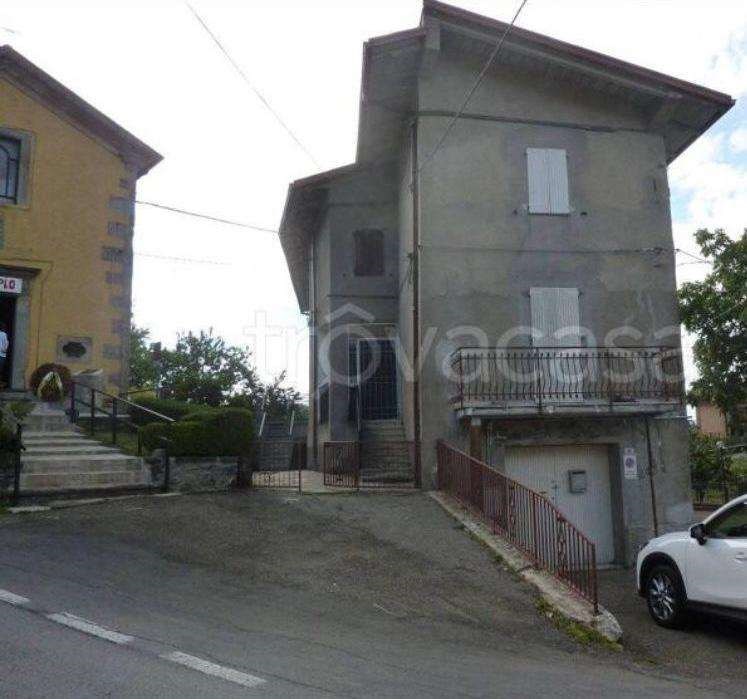 casa semindipendente in vendita a Montese in zona Iola