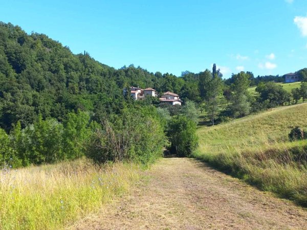 casa indipendente in vendita a Montese in zona Semelano