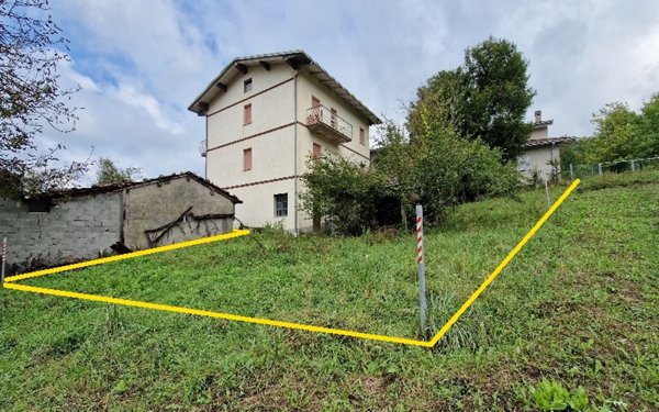 appartamento in vendita a Montese in zona Maserno