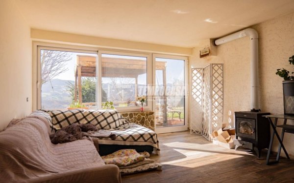 casa indipendente in vendita a Montese