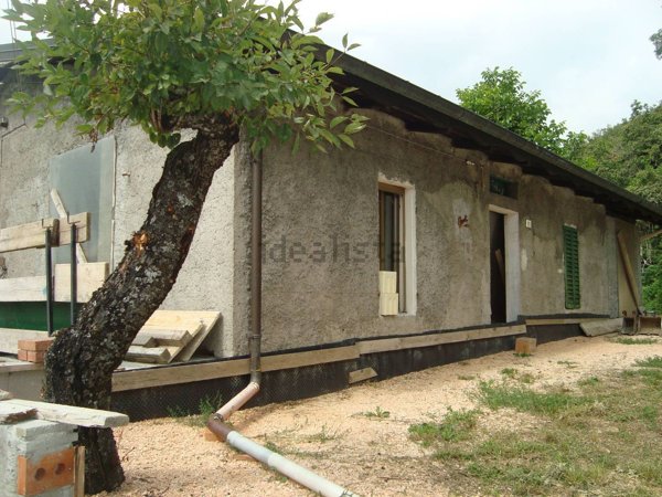 quadrivano in vendita a Montese