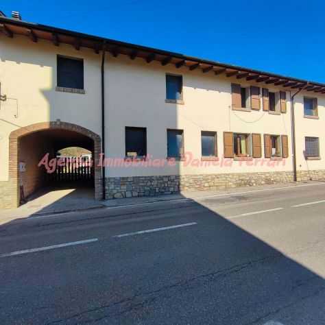casa indipendente in vendita a Montese in zona Salto