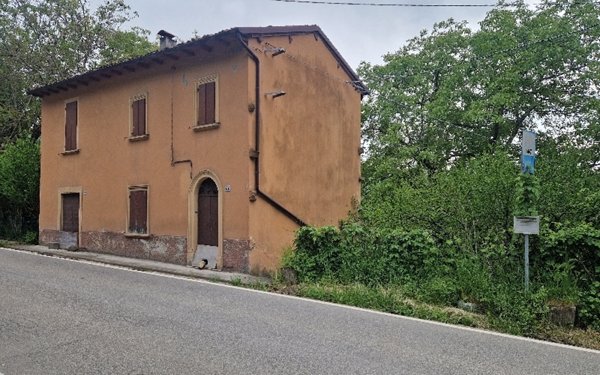 casa indipendente in vendita a Montese