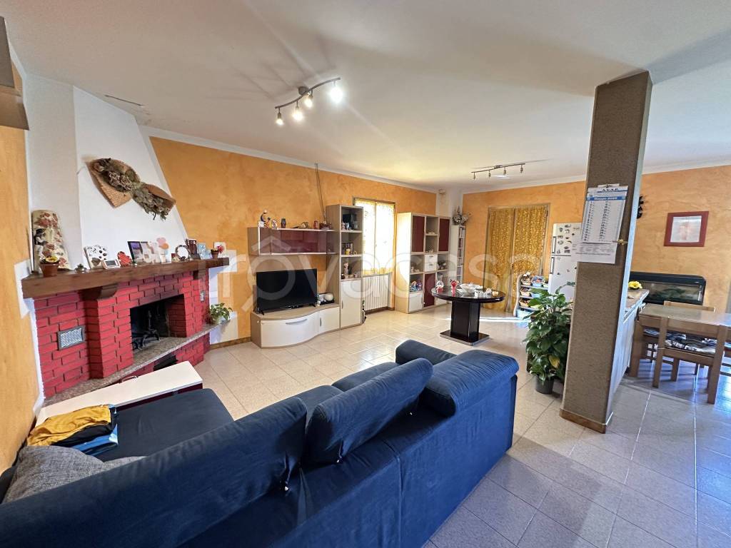 casa indipendente in vendita a Montese in zona Salto