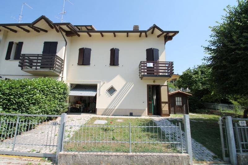casa indipendente in vendita a Montese
