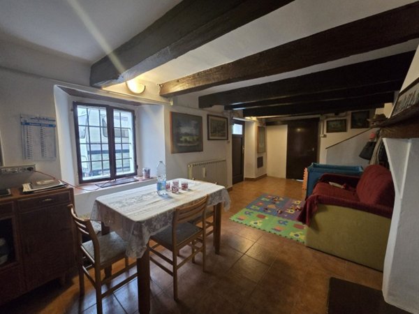 casa indipendente in vendita a Montese in zona Salto