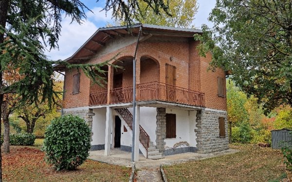 casa indipendente in vendita a Montese