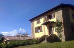 casa indipendente in vendita a Montese