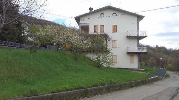 quadrivano in vendita a Montese