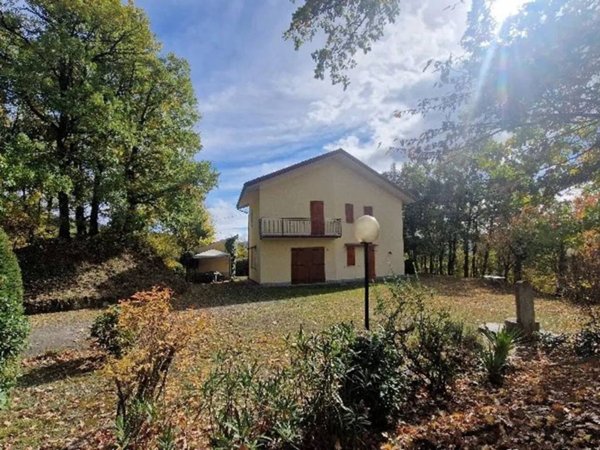 casa indipendente in vendita a Montese