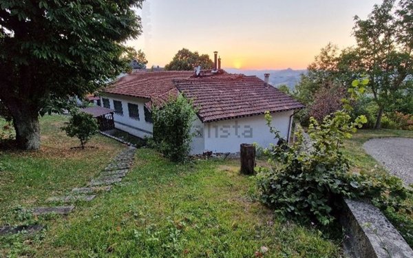 casa indipendente in vendita a Montese in zona Maserno